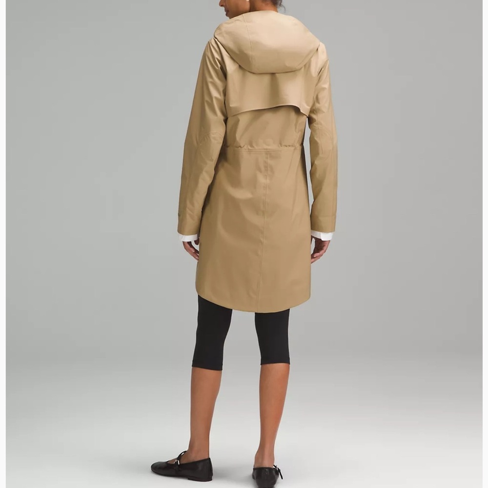 Lululemon rain Jacket